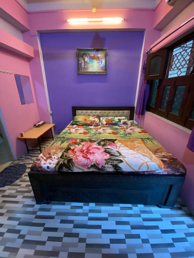 Marigold Guest House Varanasi Bagian luar foto