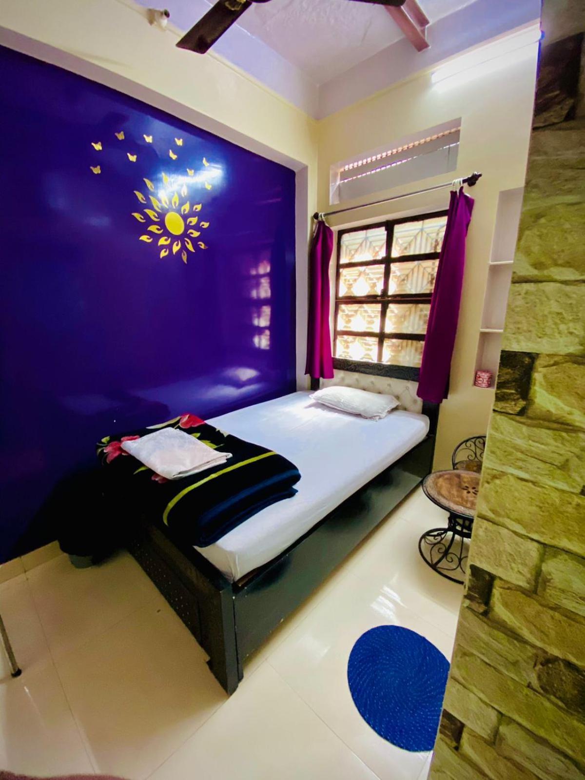 Marigold Guest House Varanasi Bagian luar foto