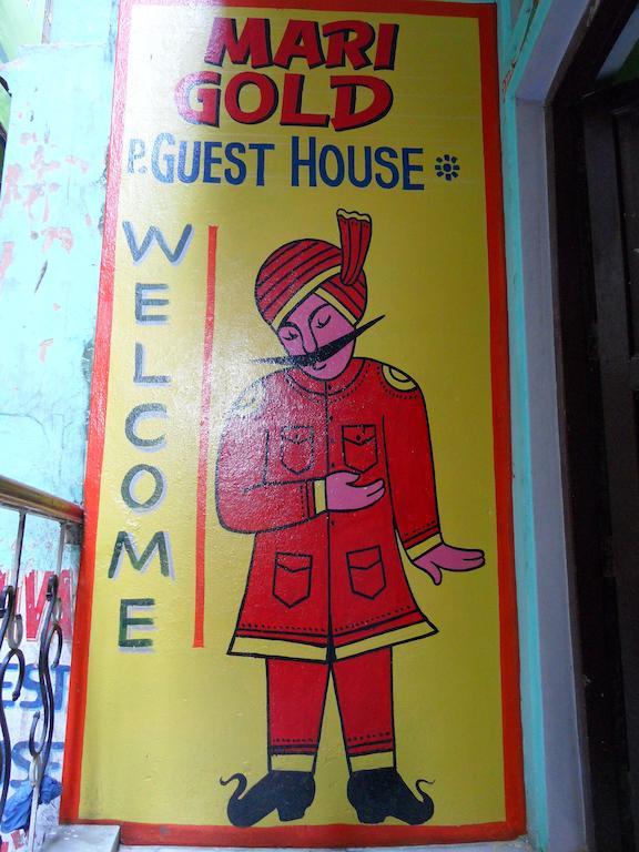 Marigold Guest House Varanasi Bagian luar foto
